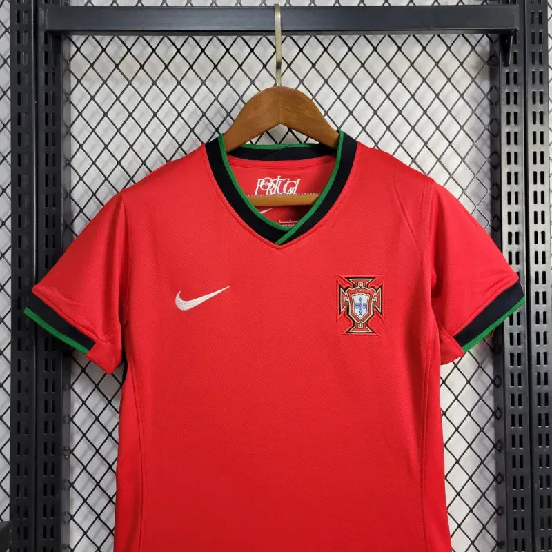 Camisa Portugal Home 24/25 - Torcedor Feminina Vermelha