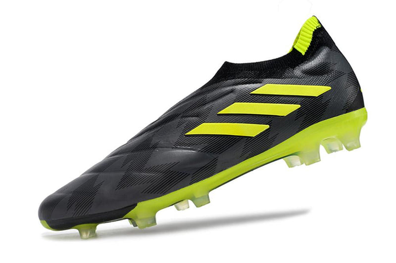 Chuteira Adidas Copa PureFirm Ground Campo